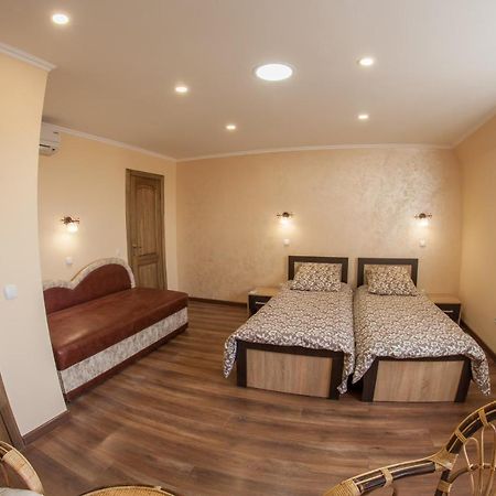 Panorama Apart-Hotel Kamianets-Podilsky Extérieur photo