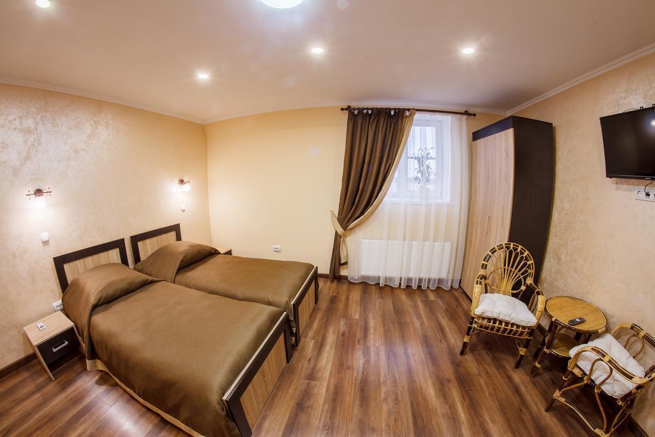 Panorama Apart-Hotel Kamianets-Podilsky Extérieur photo