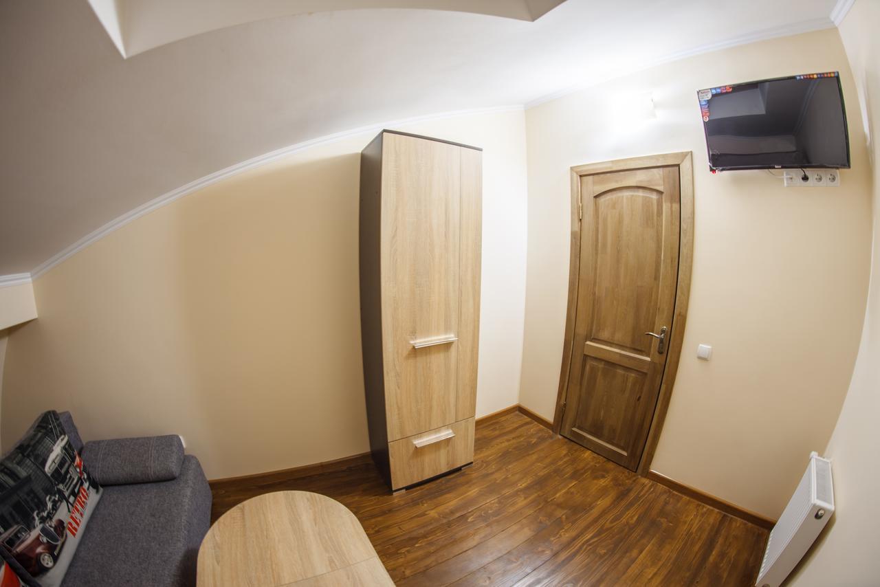 Panorama Apart-Hotel Kamianets-Podilsky Extérieur photo
