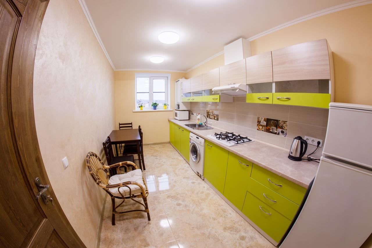 Panorama Apart-Hotel Kamianets-Podilsky Extérieur photo